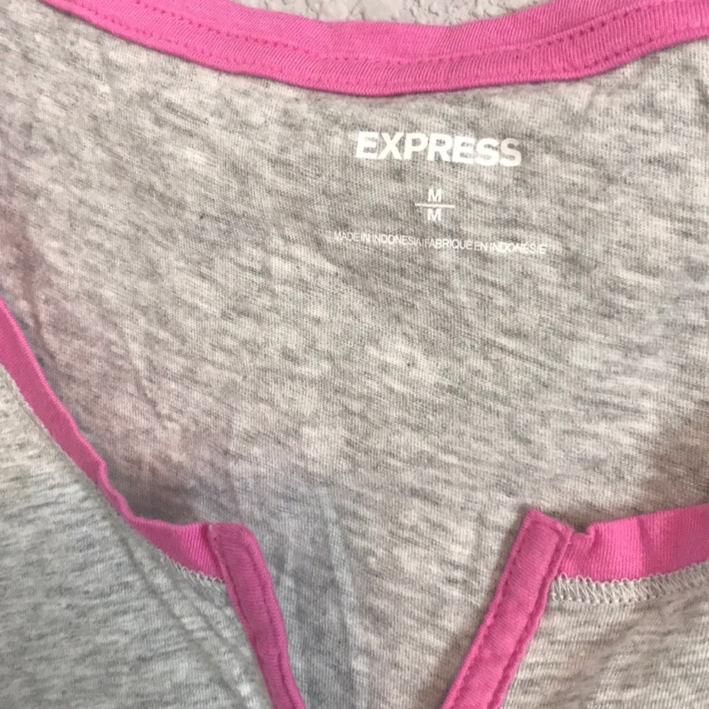 Express Basic Gray Tee - Picture 2 of 3